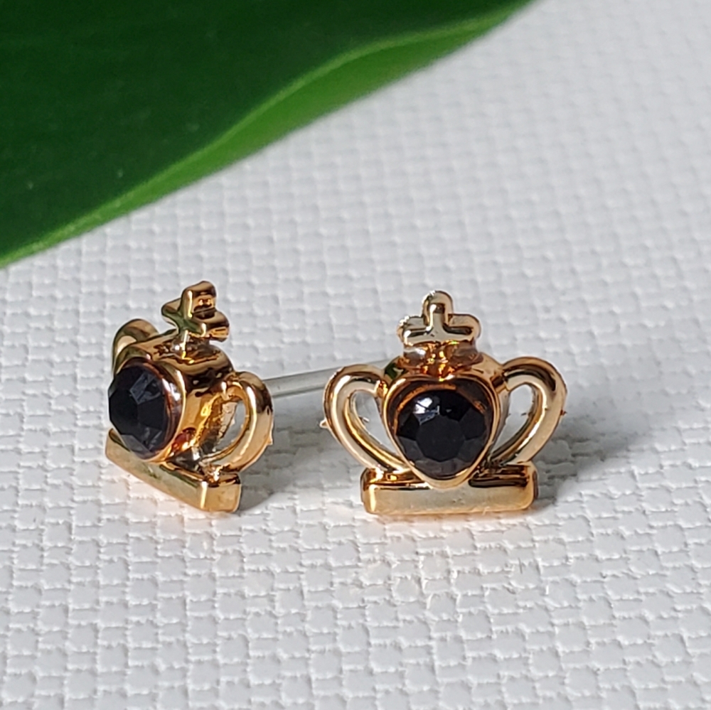 Hypoallergenic Plastic Studs Earrings Cross